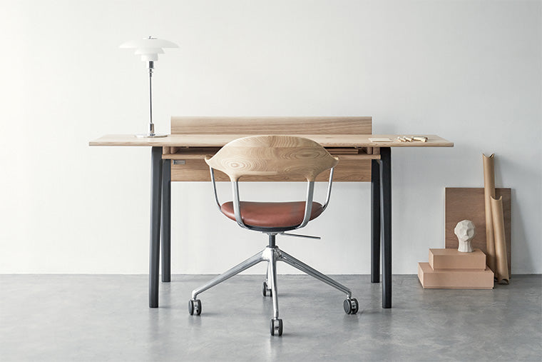 「衣食住」と「働く」を繋ぐ、FOURデスクデビュー