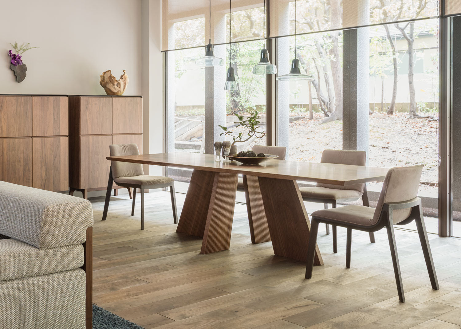 ダイニングテーブル