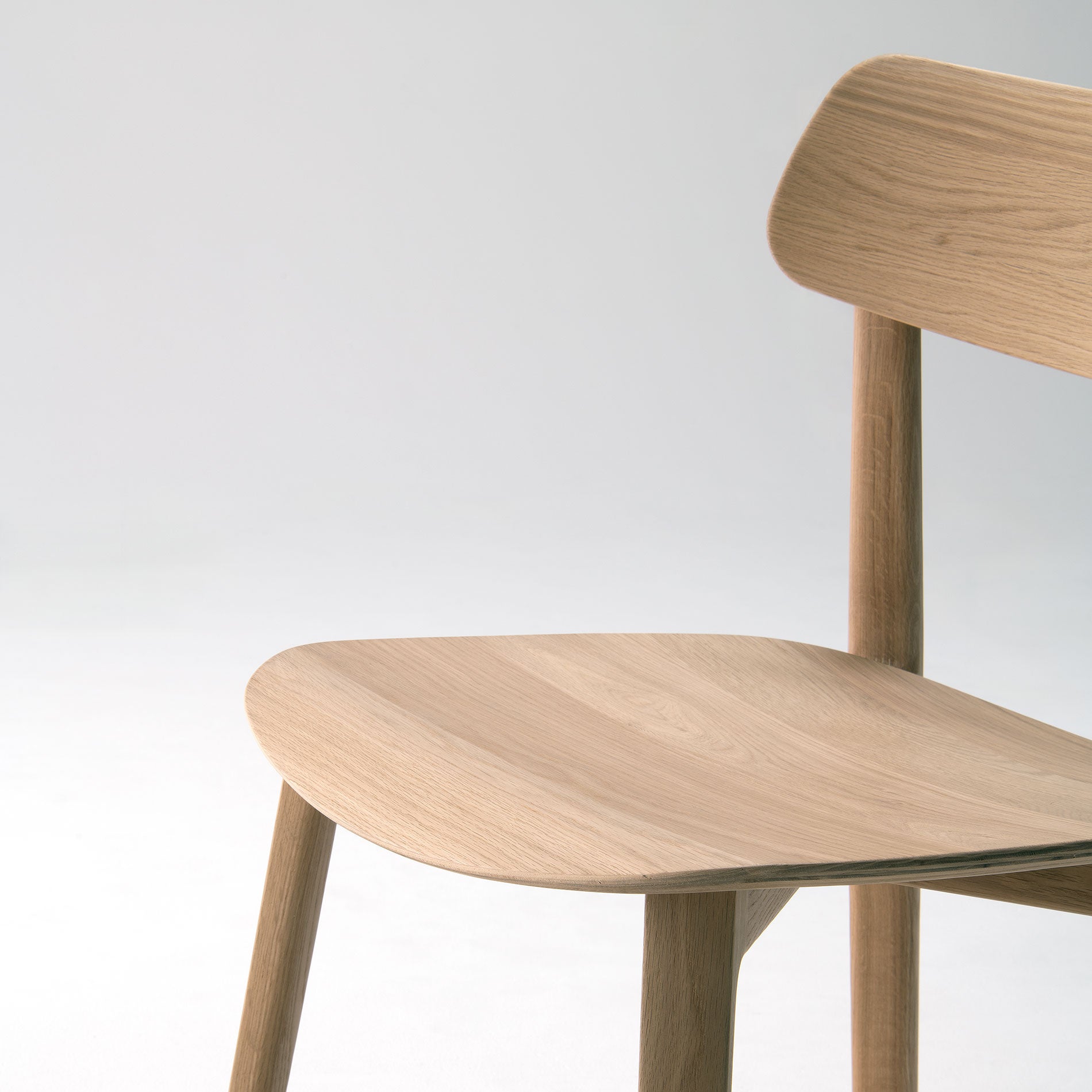 樹種・塗装:北海道ナラ WNF