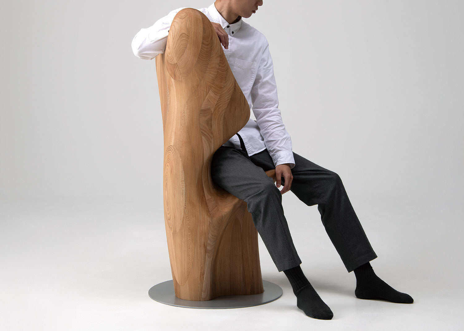 HUG ハグチェアー