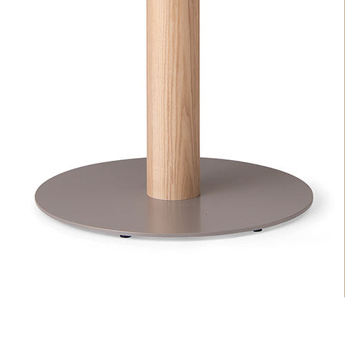 ベースカラー:M-GY