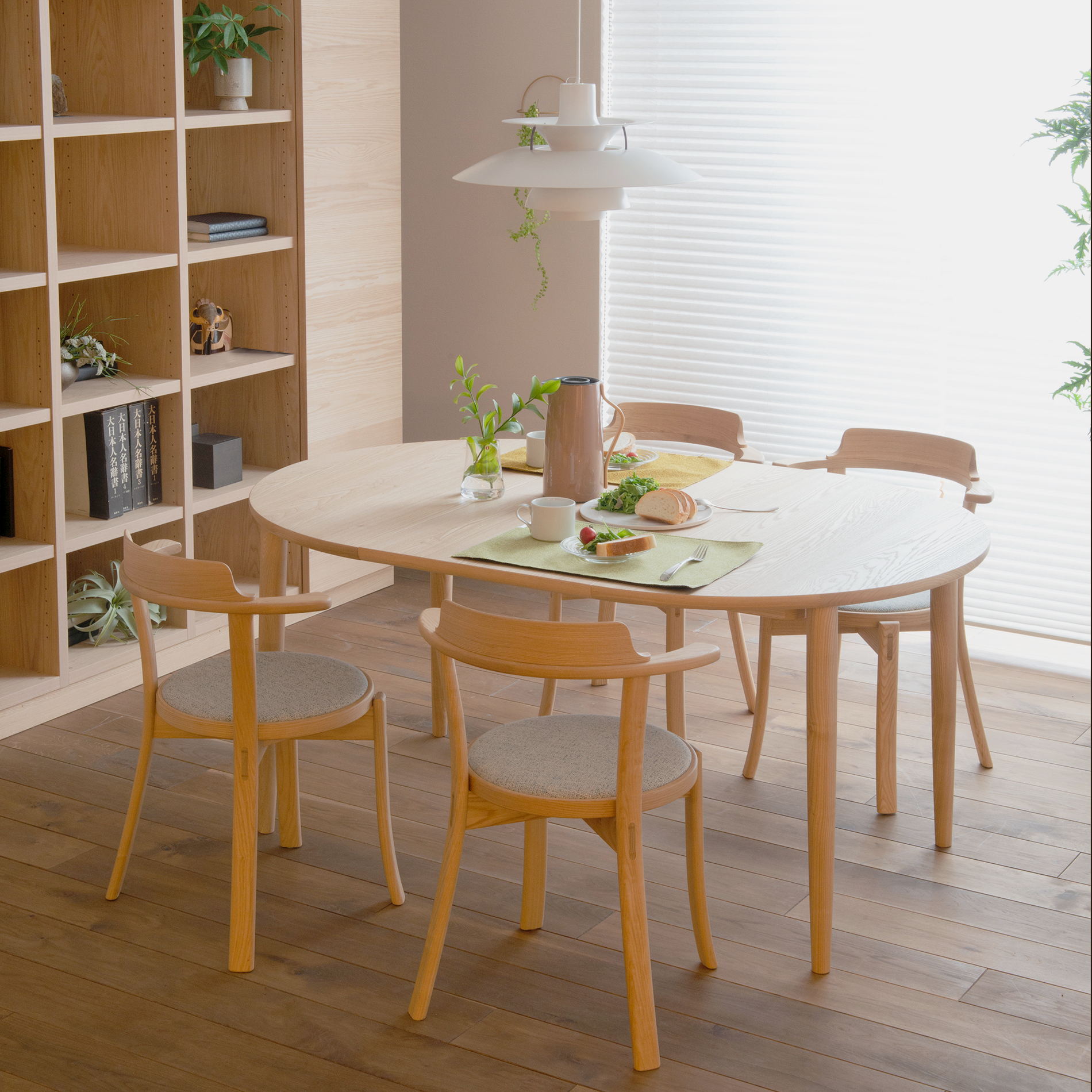 マム ダイニング EXテーブル +ルントオムチェアー(座張)