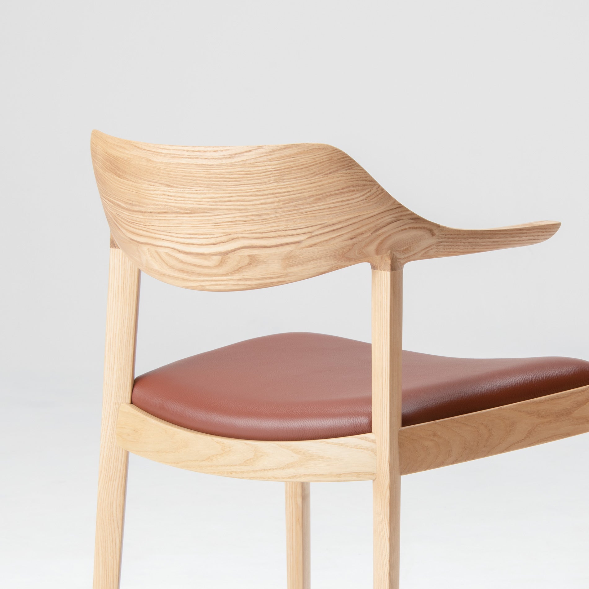 樹種・塗装:北海道タモ NF 張地:EN-RBR/L4