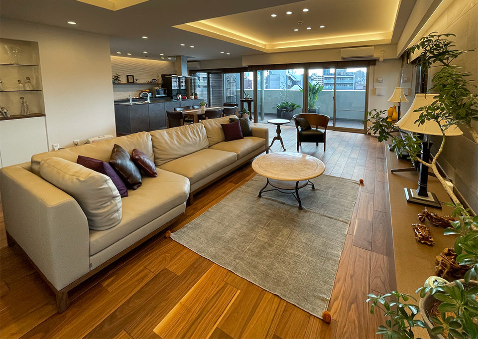 家具からインテリアエレメントまで、ともに暮らしを考える