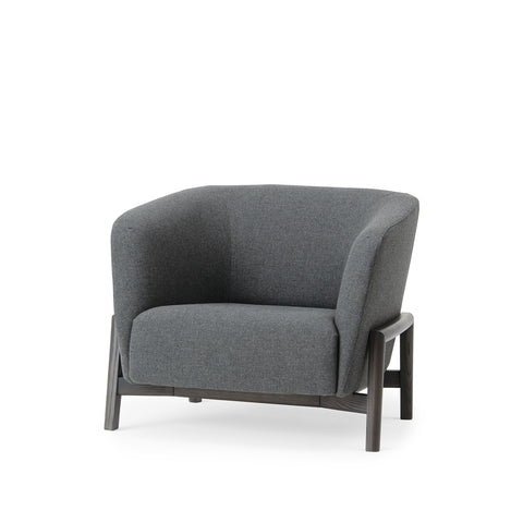 テン リビング アームチェアー